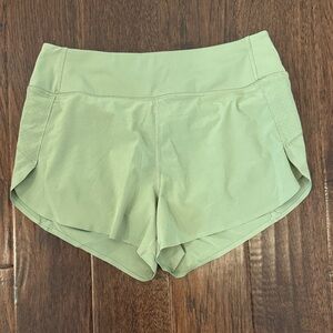 Athleta Run With It 3.5” Short